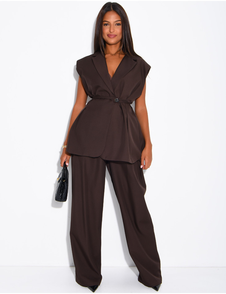 Ensemble de tailleur sans manche à nouer