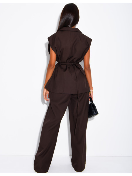 Ensemble de tailleur sans manche à nouer