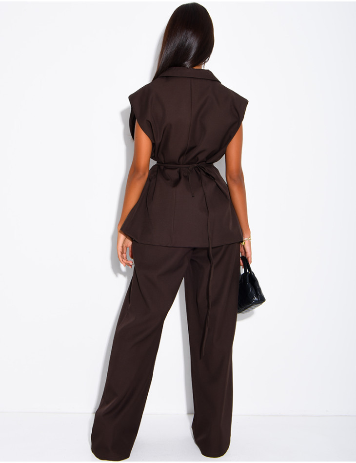 Ensemble de tailleur sans manche à nouer