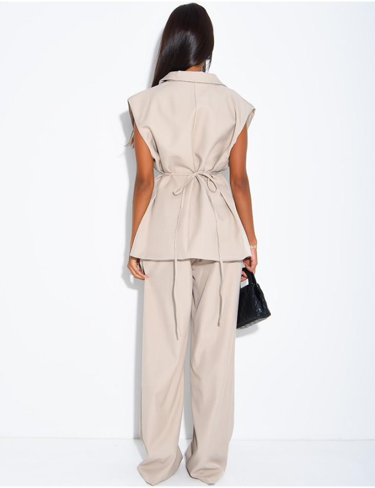 Ensemble de tailleur sans manche à nouer