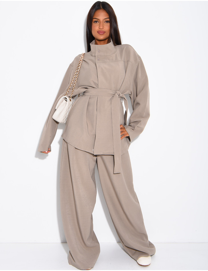 Two-piece set (jacket and trousers)