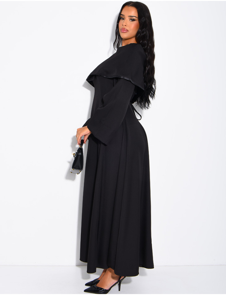 Ensemble robe manches longues à nouer dans le dos et cape