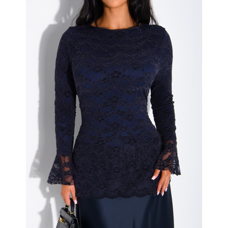 Robe longue satinée avec empiècement en dentelle à nouer dans le dos