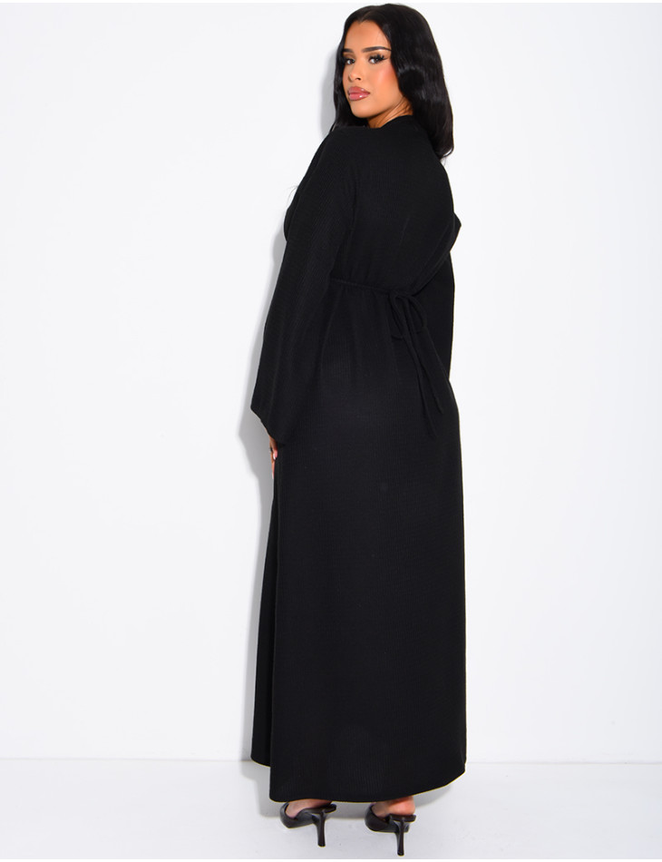 Robe longue texturée à cintrée au dos