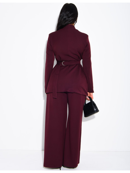 Set aus Blazer mit Stehkragen, im Rücken verstellbar, und gerade geschnittener Hose