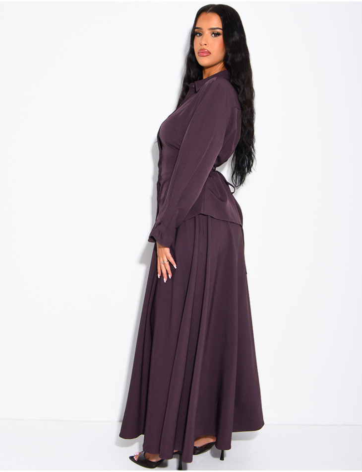 Ensemble jupe taille haute évasée et chemise à nouer dans le dos