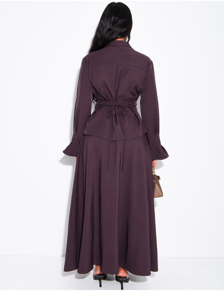 Ensemble jupe taille haute évasée et chemise à nouer dans le dos