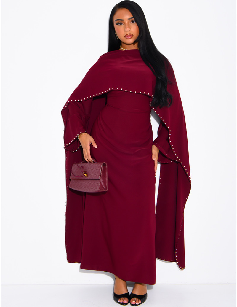 Langes, tailliertes Kleid...