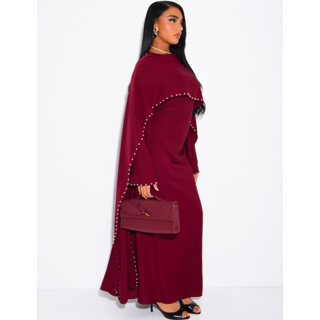 Robe longue ajustée à cape perlée