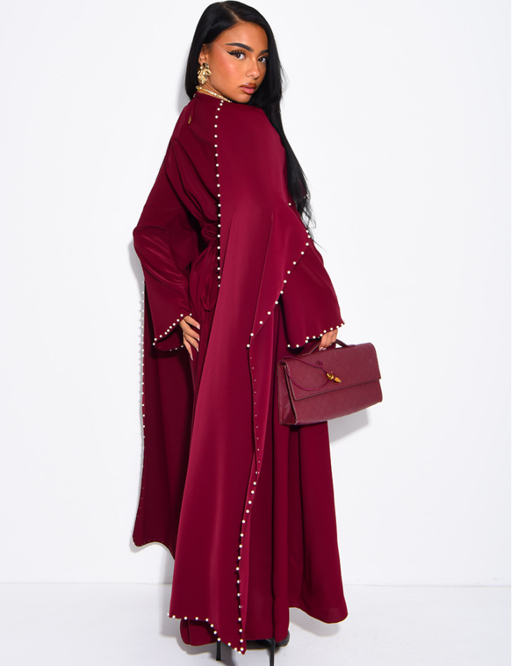 Robe longue ajustée à cape perlée