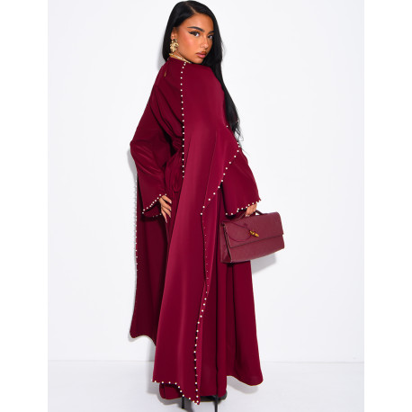 Robe longue ajustée à cape perlée