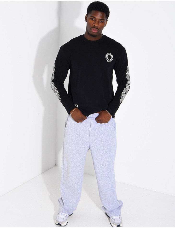 Long-sleeved patterned T-shirt