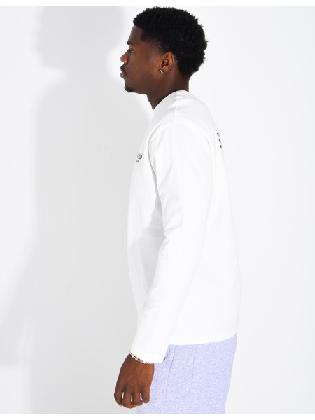 "Essentials" long-sleeved T-shirt