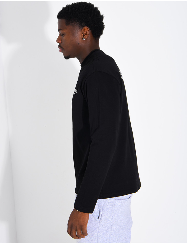 "Essentials" long-sleeved T-shirt