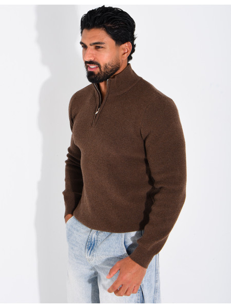 Pull côtelé à col zippé