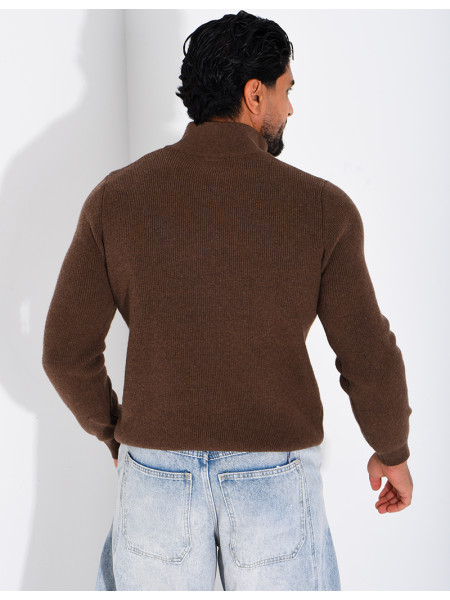 Pull côtelé à col zippé