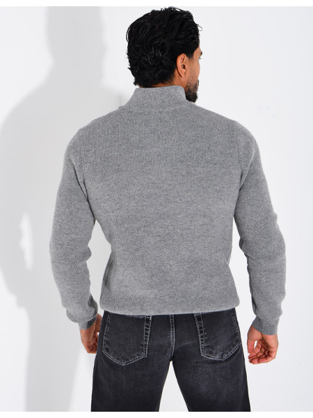 Pull côtelé à col zippé