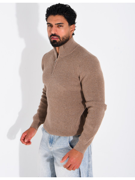 Pull côtelé à col zippé