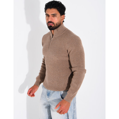 Pull côtelé à col zippé