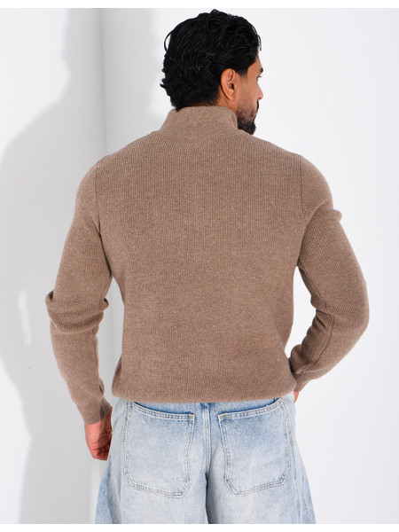 Pull côtelé à col zippé