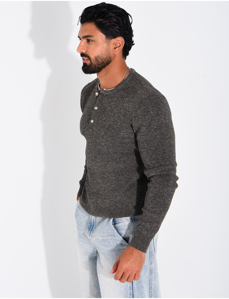 Pull col rond boutonné en maille chinée