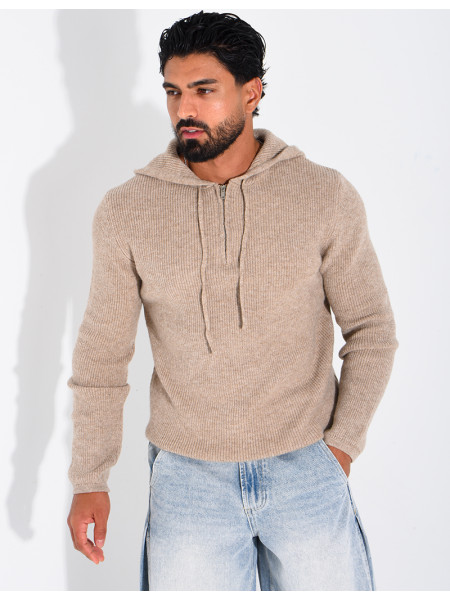 Pull en laine à capuche