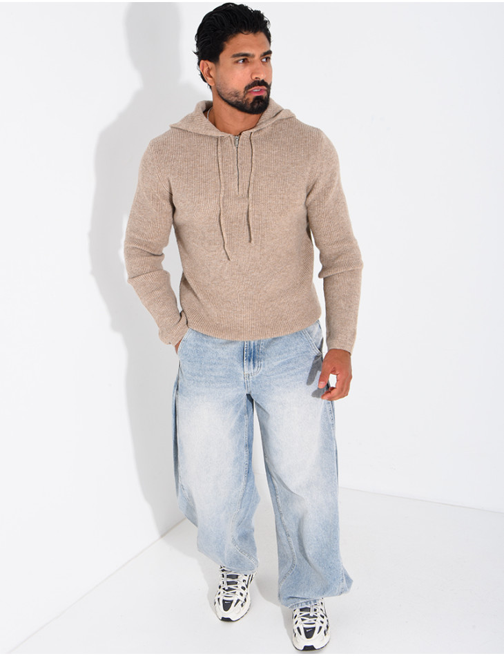 Pull en laine à capuche