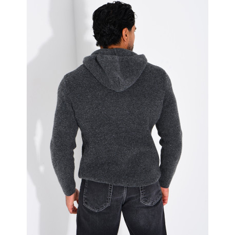 Pull en laine à capuche