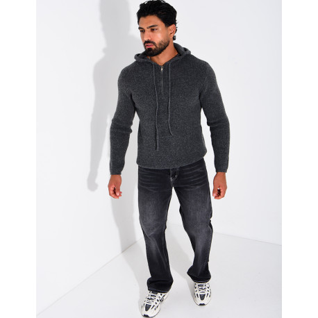 Pull en laine à capuche