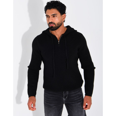 Pull en laine à capuche