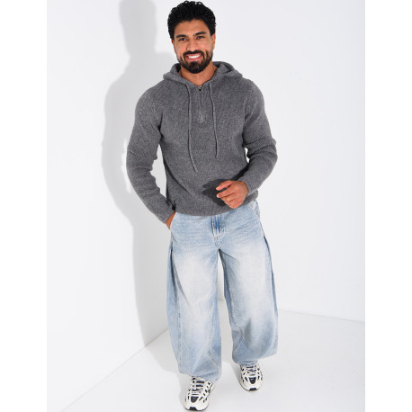Pull en laine à capuche