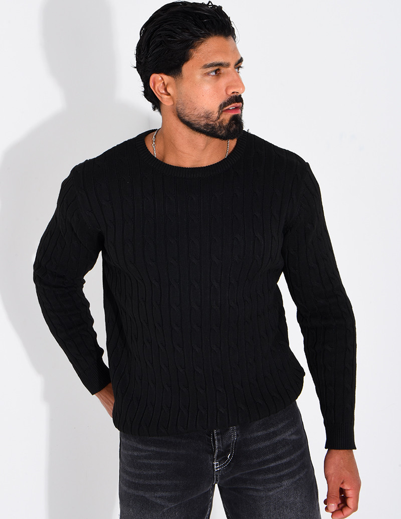 Pull en maille torsadée