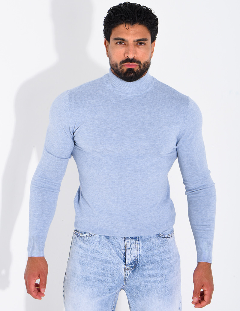 Pull fin col montant