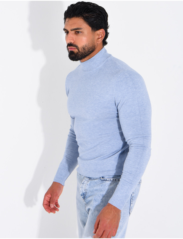 Pull fin col montant