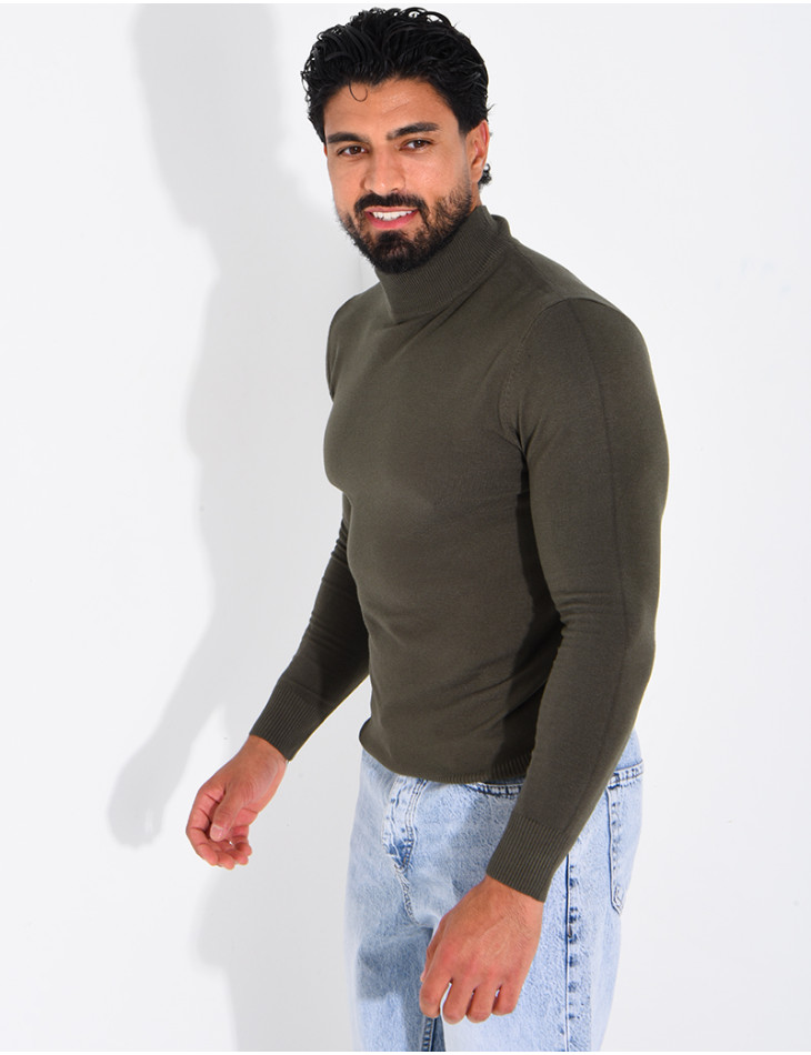 Pull fin col montant