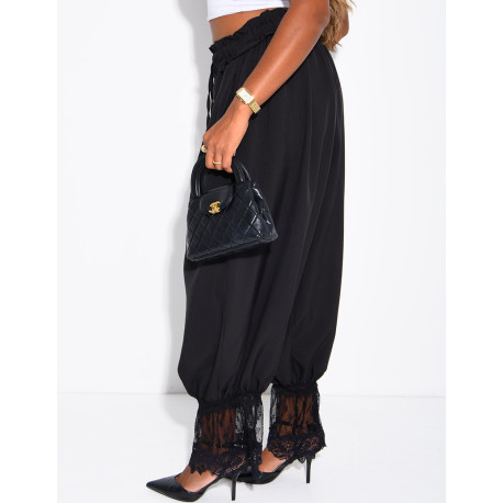 Pantalon bouffant fluide à finitions dentelle