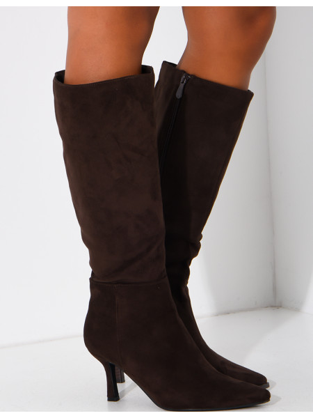 Wildlederstiefel mit Stilettoabsatz