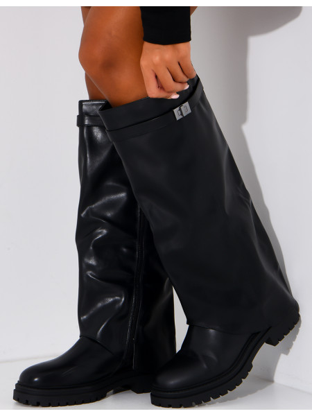 Bottes en similicuir à rabat