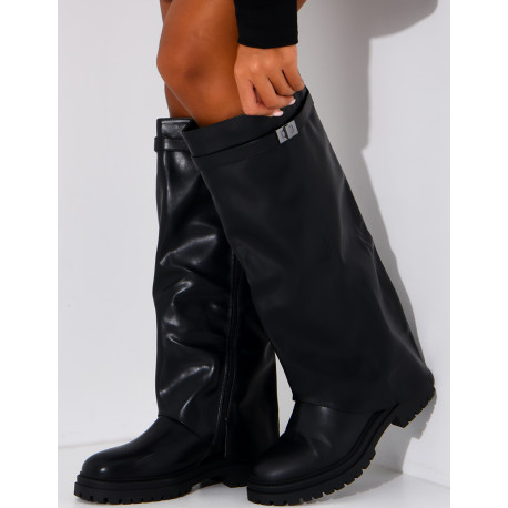 Bottes en similicuir à rabat