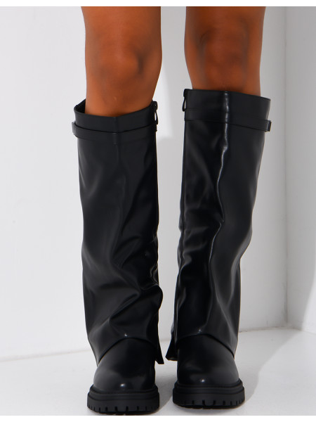 Bottes en similicuir à rabat