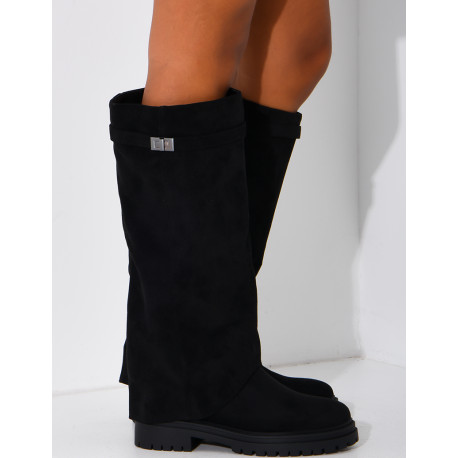 Wildlederstiefel mit Überschlag