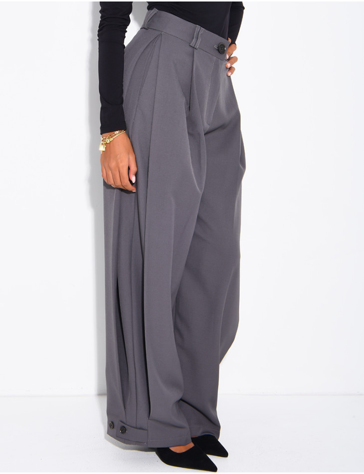 Pantalon de tailleur bouffant à boutons aux chevilles