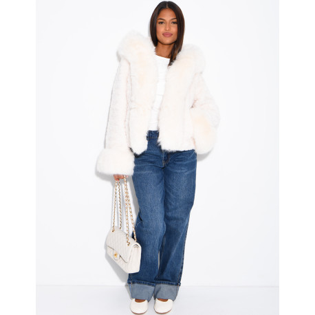 Veste courte en fausse fourrure