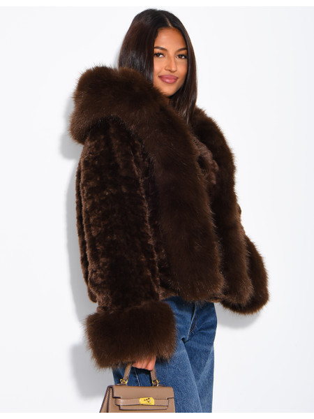 Veste courte en fausse fourrure