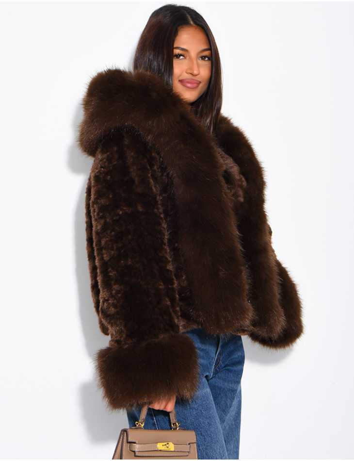 Veste courte en fausse fourrure