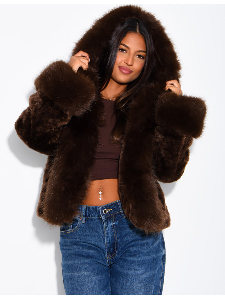 Veste courte en fausse fourrure