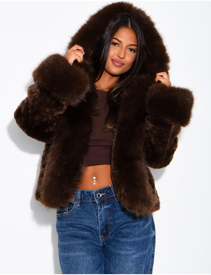 Veste courte en fausse fourrure