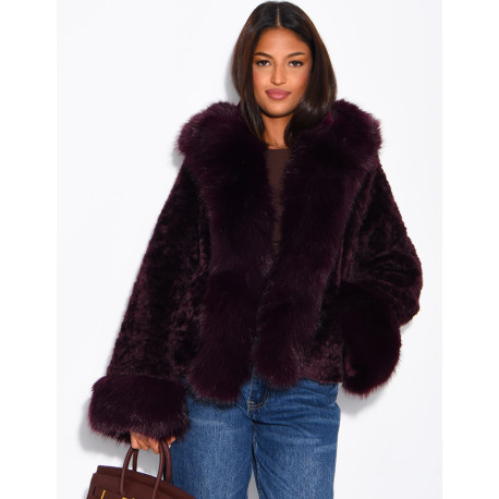 Veste courte en fausse fourrure