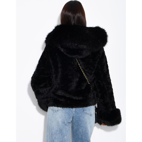 Veste courte en fausse fourrure