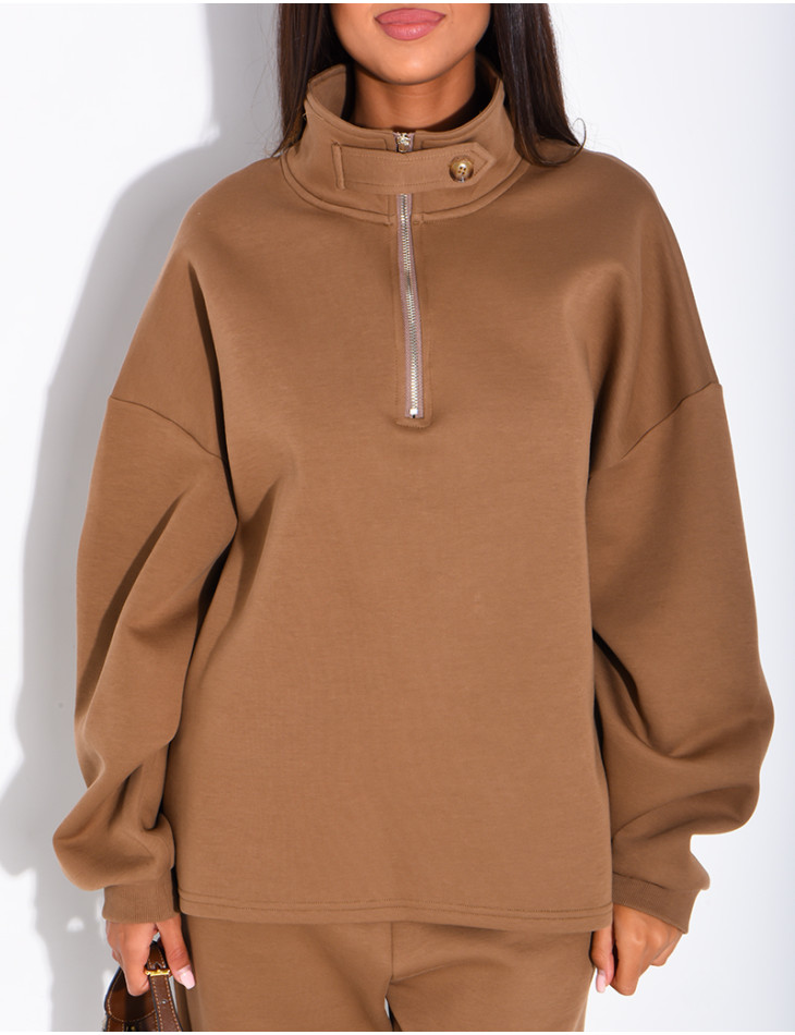 Set aus Hose und Pullover mit Reißverschlusskragen